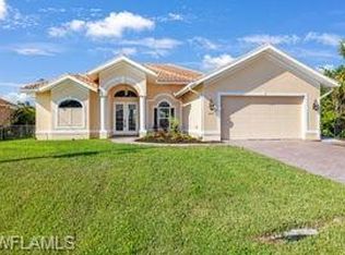 6147 Higgins Ave, Fort Myers, FL 33905