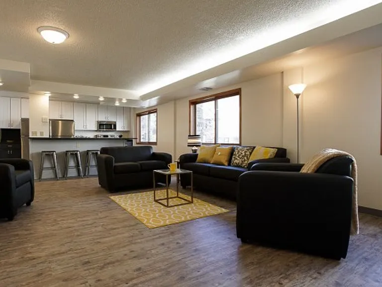 505 N Carroll St — Photo 18