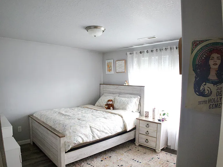 1283 Hazelnut Ct — Photo 13