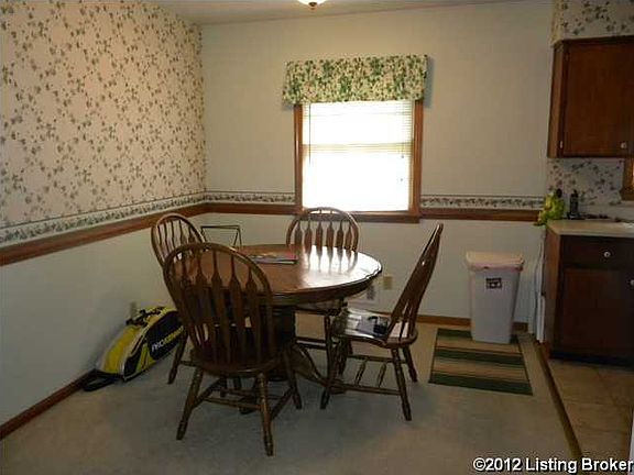 3rd image of 7200 Durst Dr