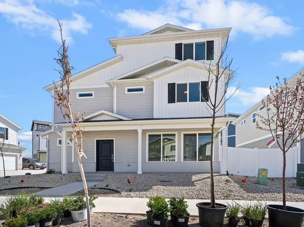 419 E Halls Creek Rd, Saratoga Springs, UT 84045