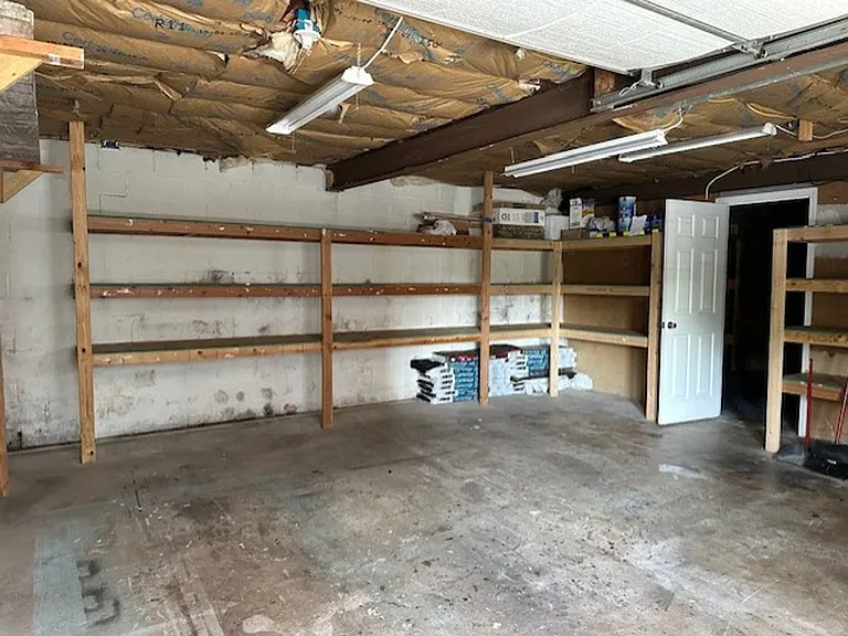 6890 Clearfield St #COMMERCIAL — Photo 9