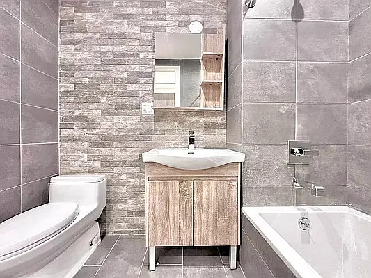 Rented by Nooklyn NYC LLC | media 5