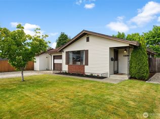 1336 S Woodlawn St, Tacoma, WA 98465