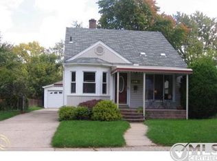 3880 Bacon Ave, Berkley, MI