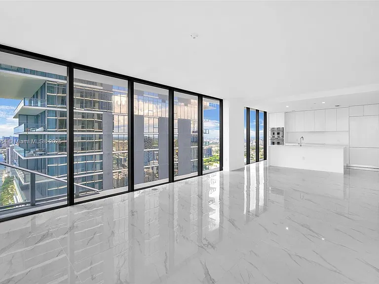 700 NE 24th St #4507 — Photo 12