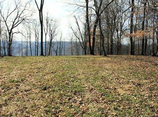 723 Old Locust Hill Rd, Cincinnati, OH 45245