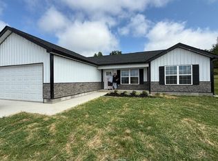 137 Southland Dr, Cynthiana, KY 41031