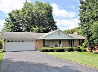 130 Briarwood Dr, Christiansburg, VA 24073