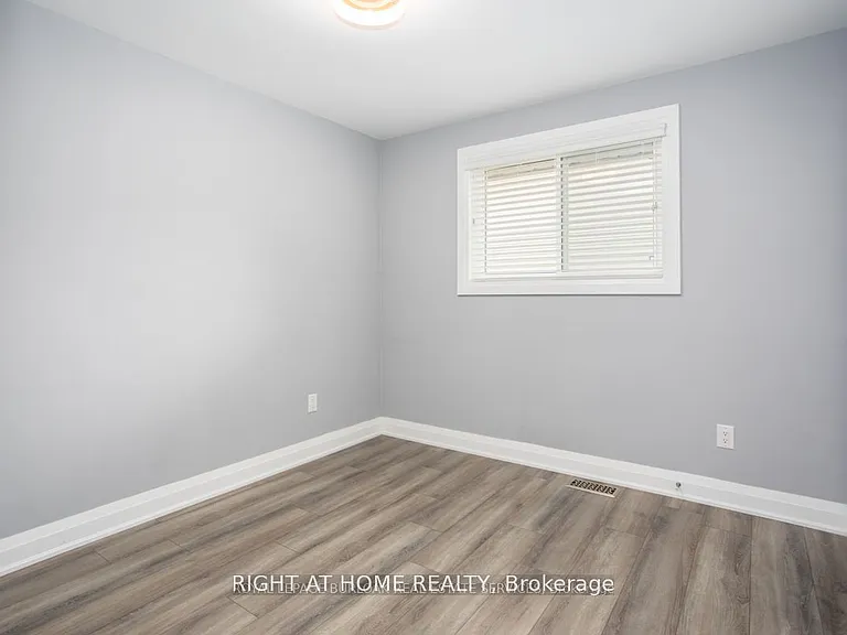 576 Turner Dr #MAIN — Photo 7
