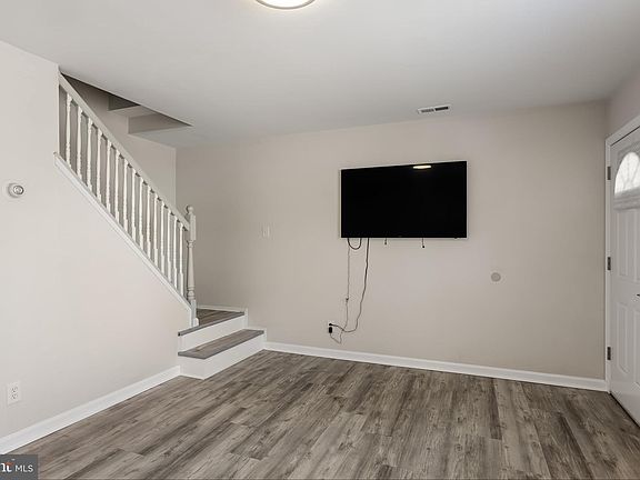 5th image of 4252 Johnson Ct