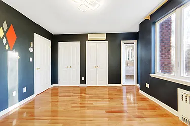 Sold by Alina Levina, LREB