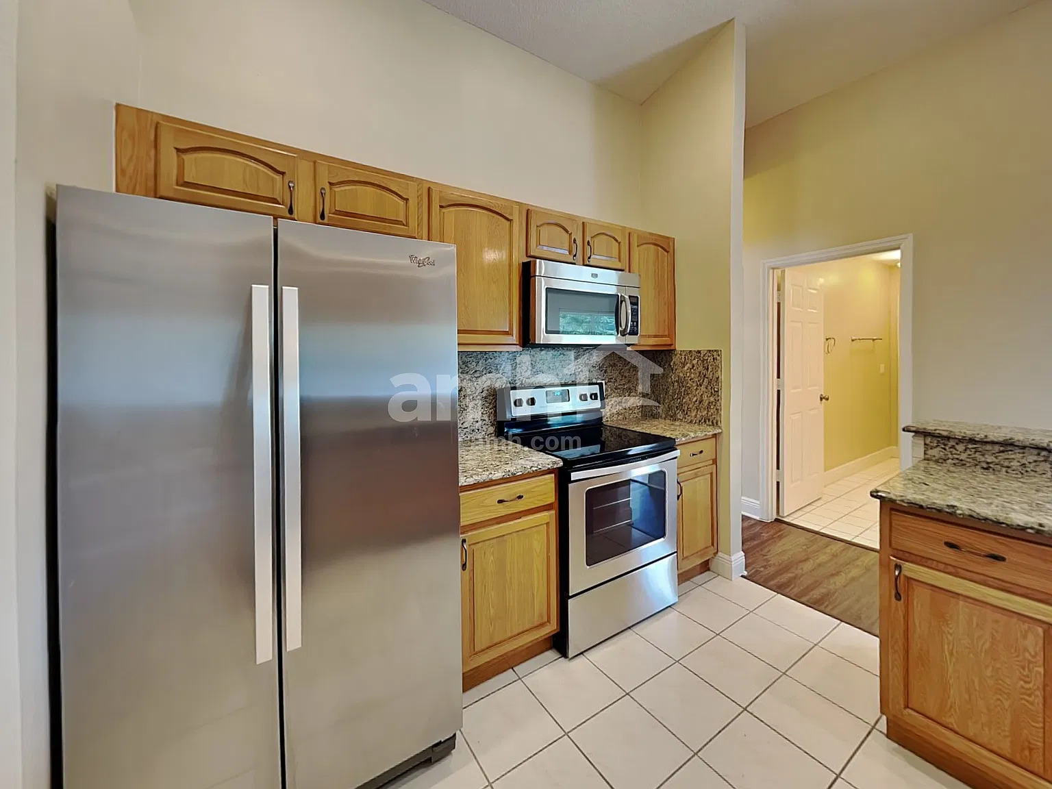 3 bed, 2.0 bath, 1710 sqft, $2,455 — Photo 4