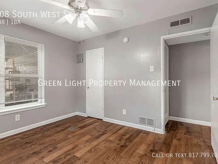 308 S West St #5 — Photo 10