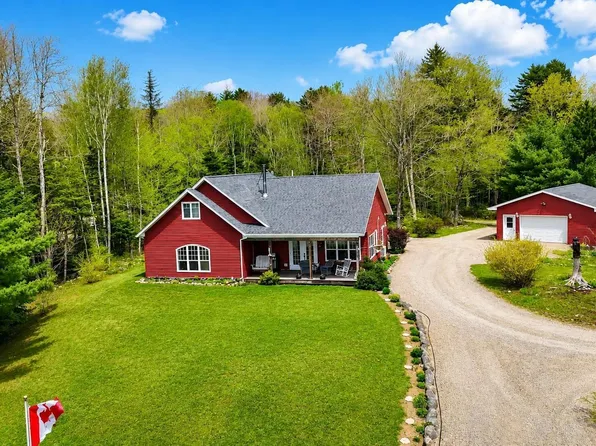 439 Wallaback Dr, Chester, NS B0J 2M0