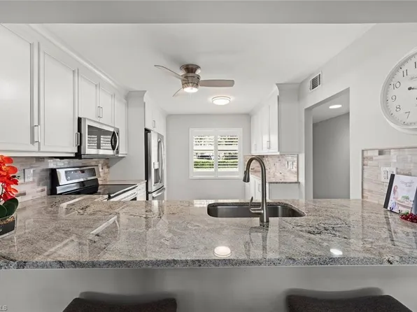 5965 Bloomfield CIR #B104, NAPLES, FL 34112