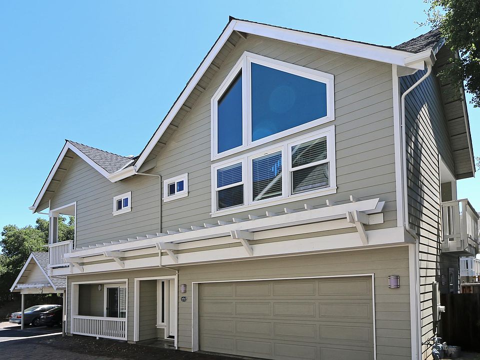 Modern executive single-family home in Cupertino's prestigious Monta Vista community.