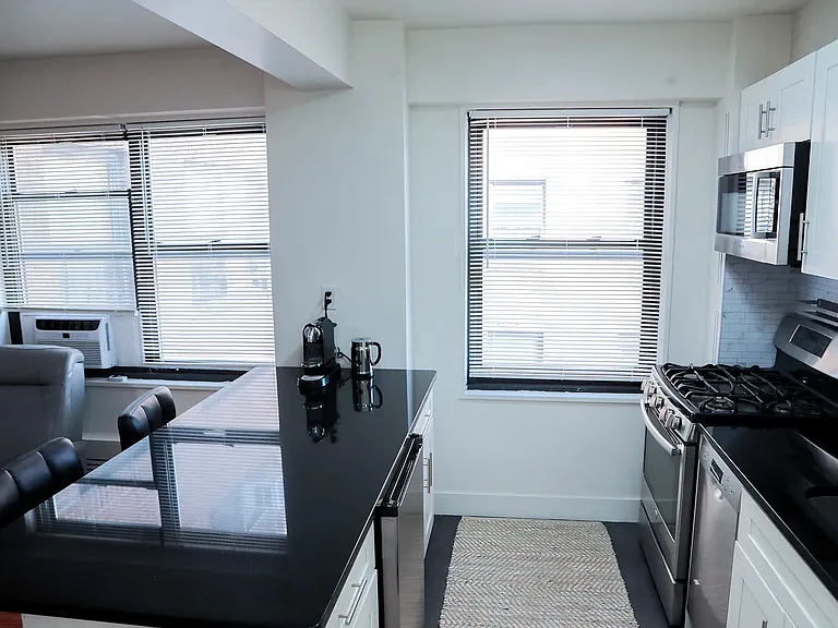 345 W 145th St #11AA2 — Photo 4
