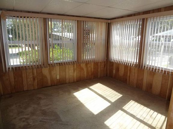 Bright Florida Room/Offic