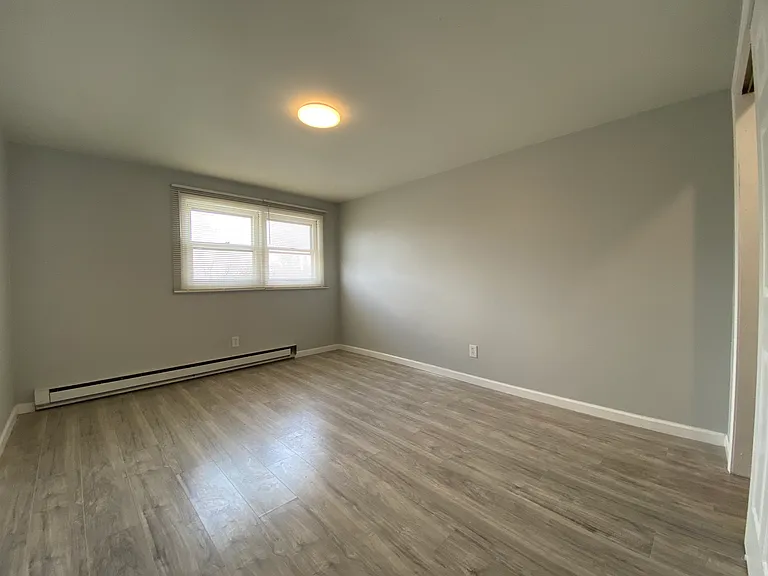 174 Lucille St #3 — Photo 15