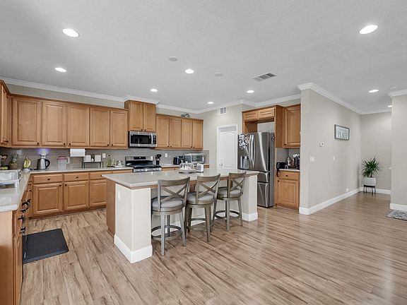 5th image of 2920 Essie Way