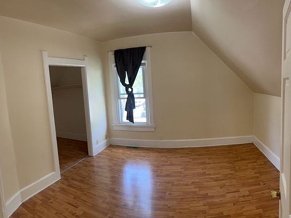 2nd image of 2459A N Richards St