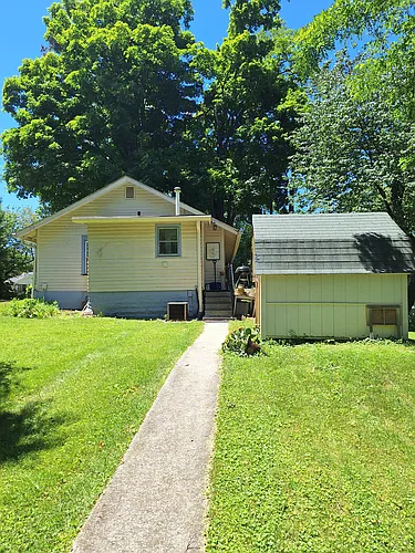 1204 N Madison St Photo 1