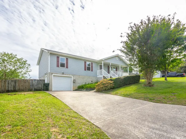 1092 Harvest Knoll Ln, Soddy Daisy, TN 37379