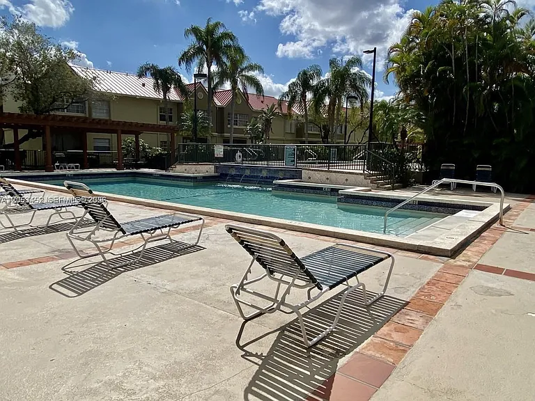 18314 NW 68th Ave #K — Photo 4