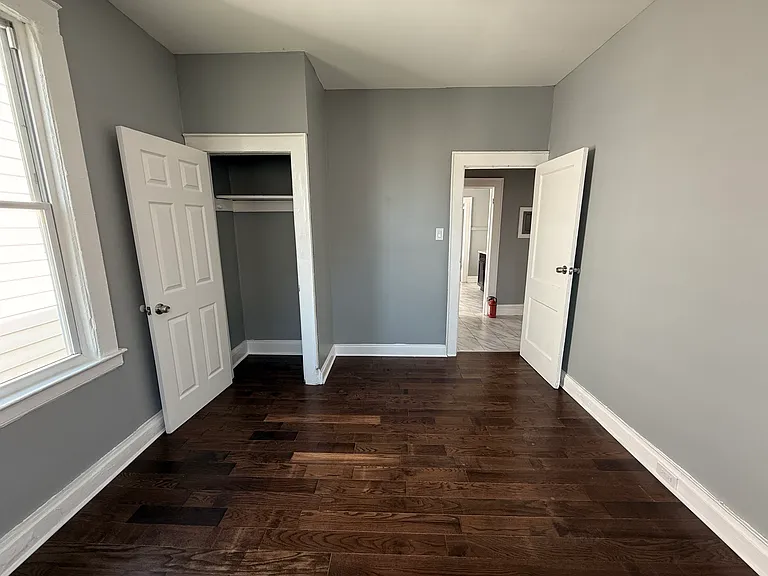 31 Aldine St #2 — Photo 4