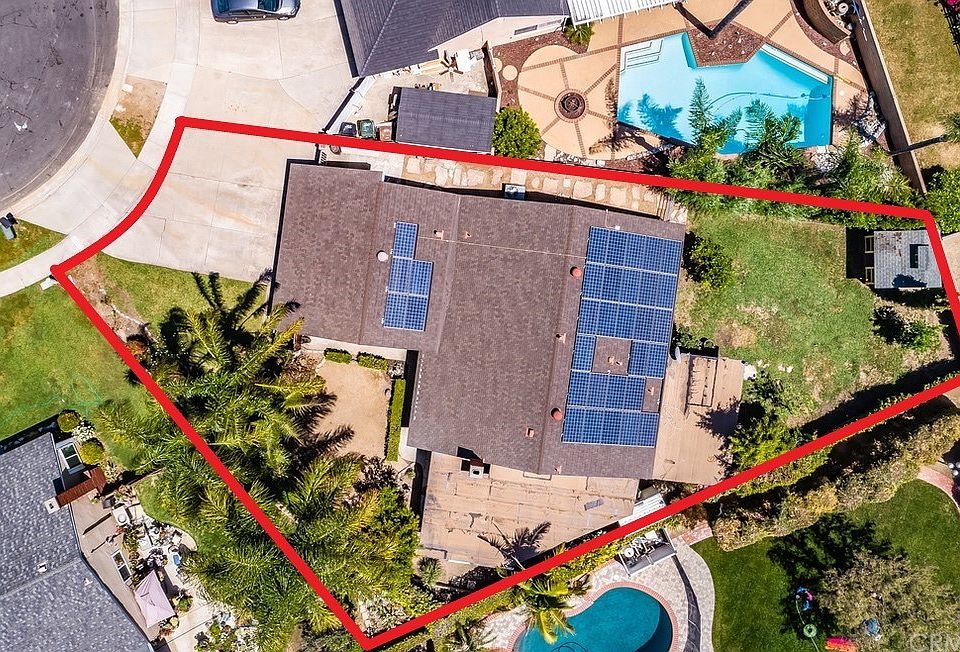2nd image of 247 N Paseo Madero