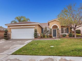 11150 Coral Ln, Fontana, CA 92337