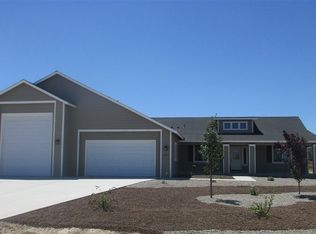 6303 Bluegrass Dr, Stagecoach, NV 89429