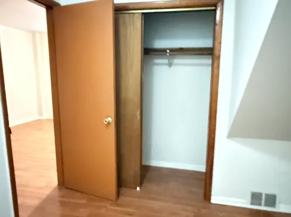 2632 S Wallace St APT 1F, Chicago, IL 60616