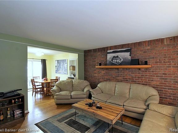 2nd image of 320 S West St #1