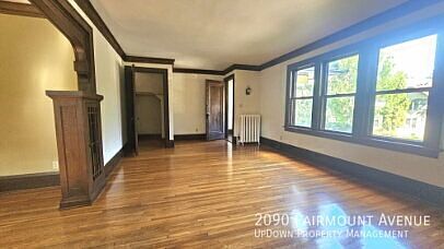 4th image of 2090 Fairmount Ave