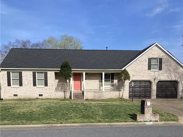 205 Tree Fern Dr, Chesapeake, VA 23322