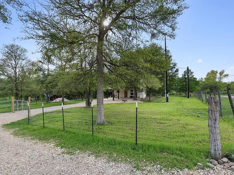 21007 Coleman Branch Creek Rd — Photo 6