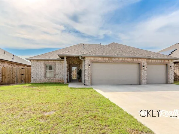 206 NW Granite Ave, Cache, OK 73527