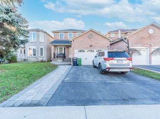 18 Carlisle Cres, Toronto, ON M1B4X6