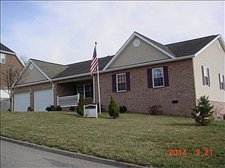 1st image of 104 Kitts Ln
