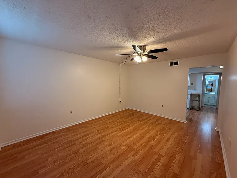 537A Schneider Dr — Photo 13