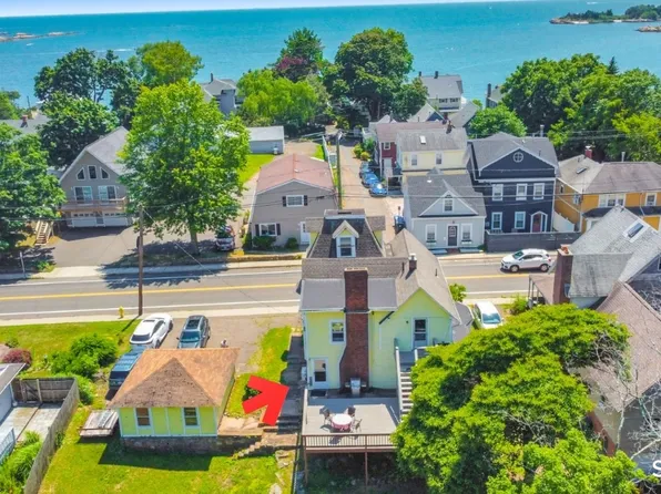 158 Shore Drive, Branford, CT 06405