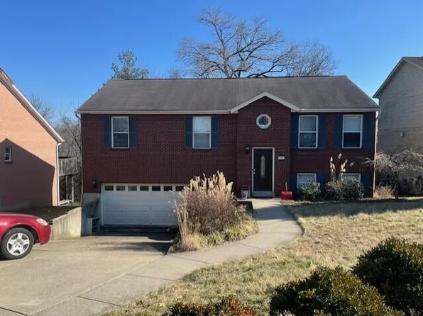 858 Woodlyn Ridge Ct, Bellevue, KY 41073