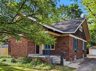 1213 Whites Rd, Kalamazoo, MI 49008