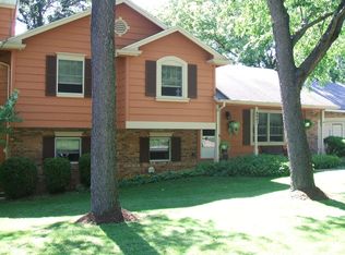 2021 Mapleleaf Dr, Collinsville, IL 62234