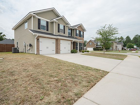 3rd image of 717 Highgrove Ct