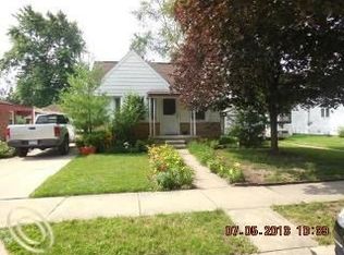 1369 Princeton Rd, Berkley, MI 48072