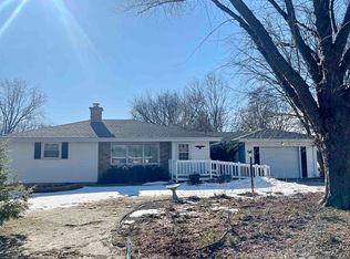 1657 View Ln, Green Bay, WI 54313