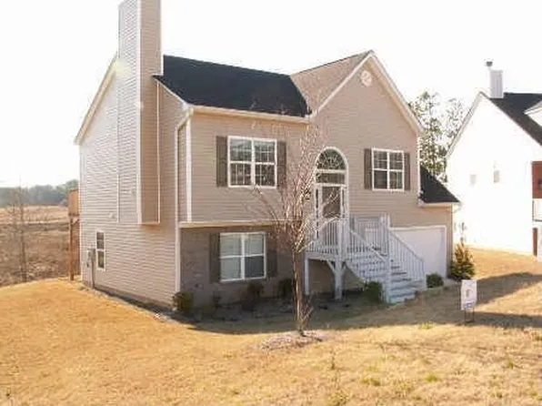 605 Dot Dr, Atlanta, GA 30349